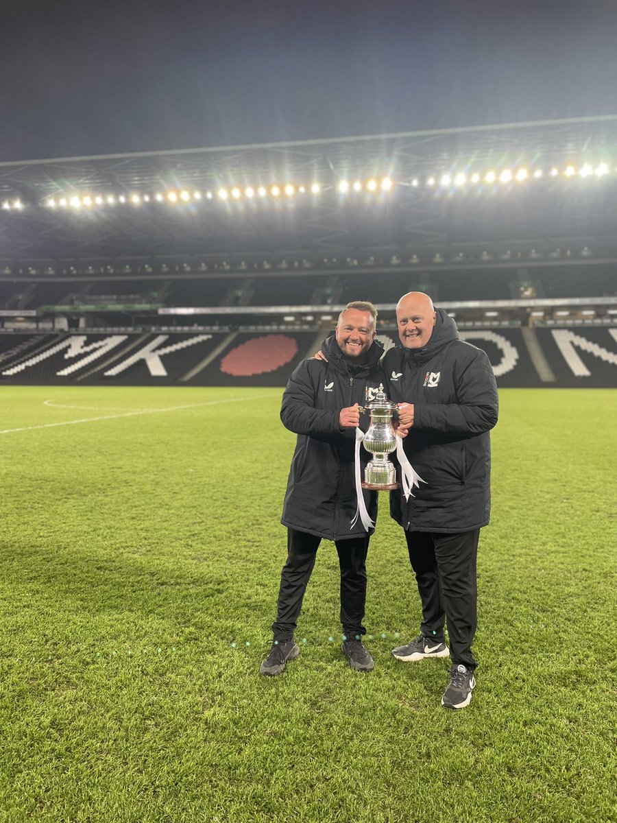 DeanBarker06's tweet photo. NATIONAL CHAMPIONS! ⚽️ 🏆 https://t.co/uUPB3MWzad