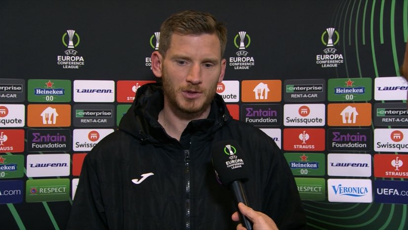 Mauveside's tweet image. Jan Vertonghen:

I don’t have an explanation. We made the same mistakes from the Genk game and we got punished for it. 

We’re not Real Madrid and we played against a strong opponent. We got beat on all aspects of the game. 

#RSCA #AZAND [Sporza]