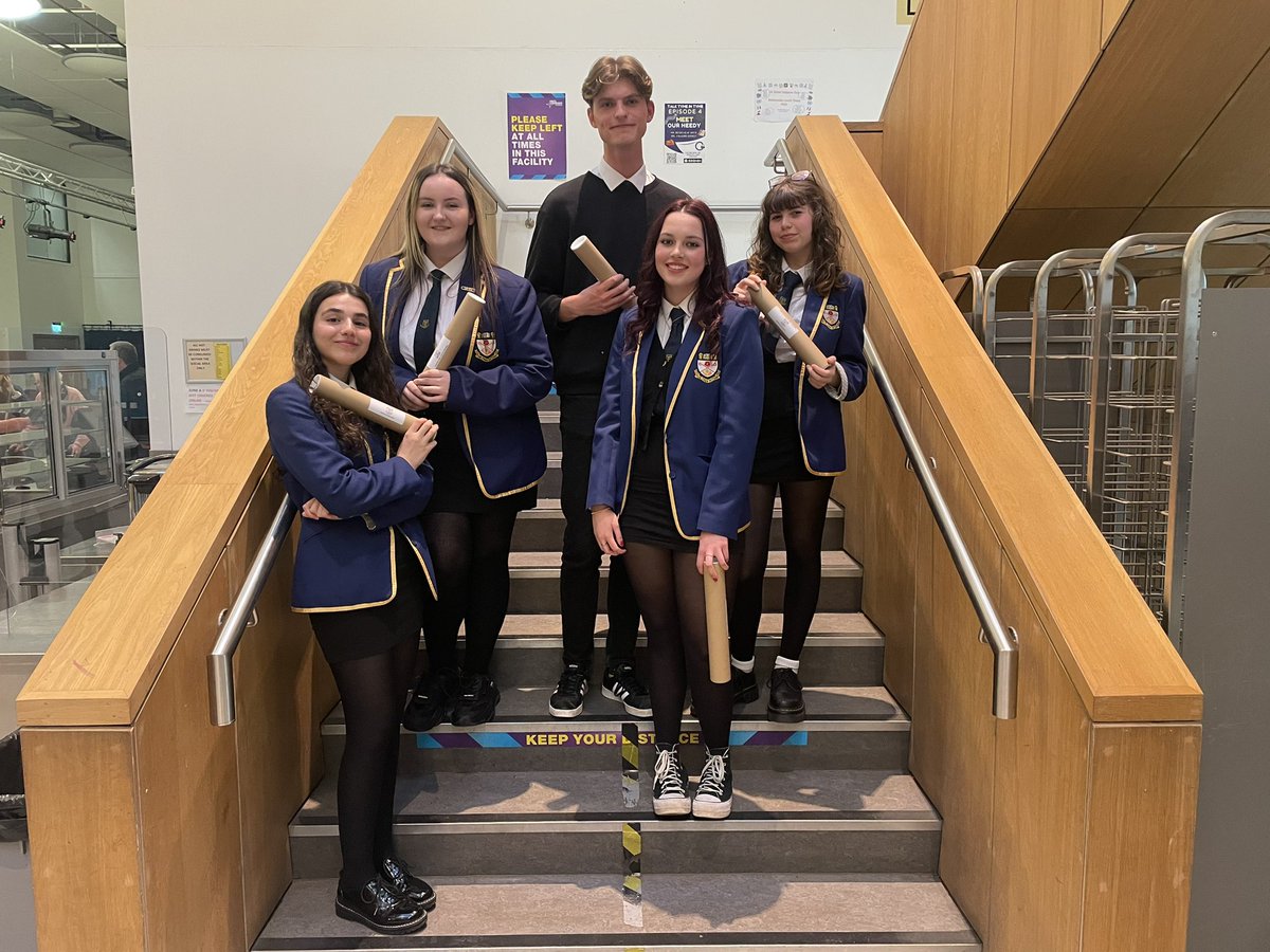 CECE__500's tweet photo. Graduating… I didn’t expect this to be happening so soon, Greenfaulds high school has been so amazing the last six years and I can’t believe that’s it over! Can’t wait for tomorrow to say a final goodbye! @Greenfaulds_HS https://t.co/CkepHtcakN