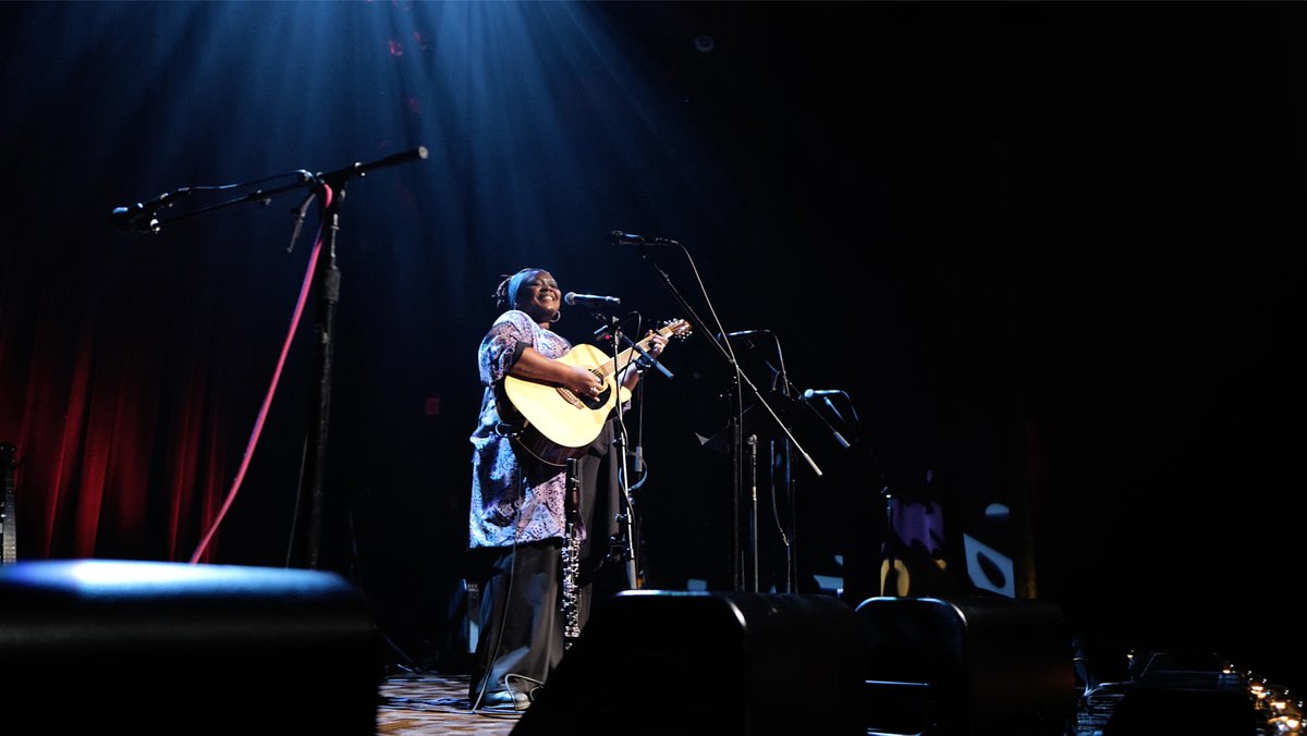 Kyshona is music to our soul... and ears.

We are thrilled to have <a href="/kyshona/">Kyshona Green</a> join us again, this time for Love Breakfast! You won’t want to miss it.

The event is free, but a reservation is required. Reserve your seat NOW: healinghousing.org/hand-in-hand-l…