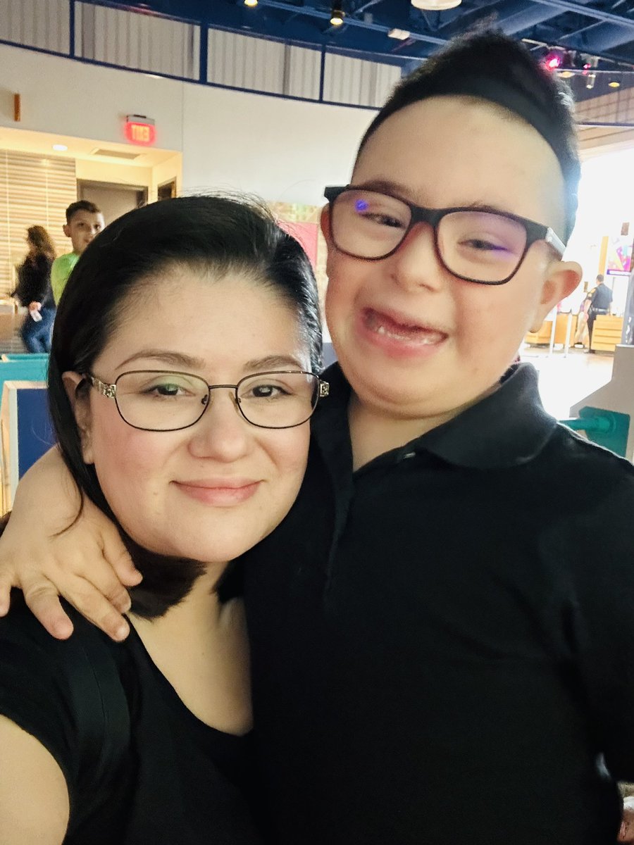MinnieGomez's tweet photo. 2nd grade field trip with my Adrian @TheDoSeum . All the kids had so much fun!! @EISDSpecial @EISDofSA @LBJelem @Miss_Alexfdz20 @AgSalazar24 https://t.co/eVPRsEJ182