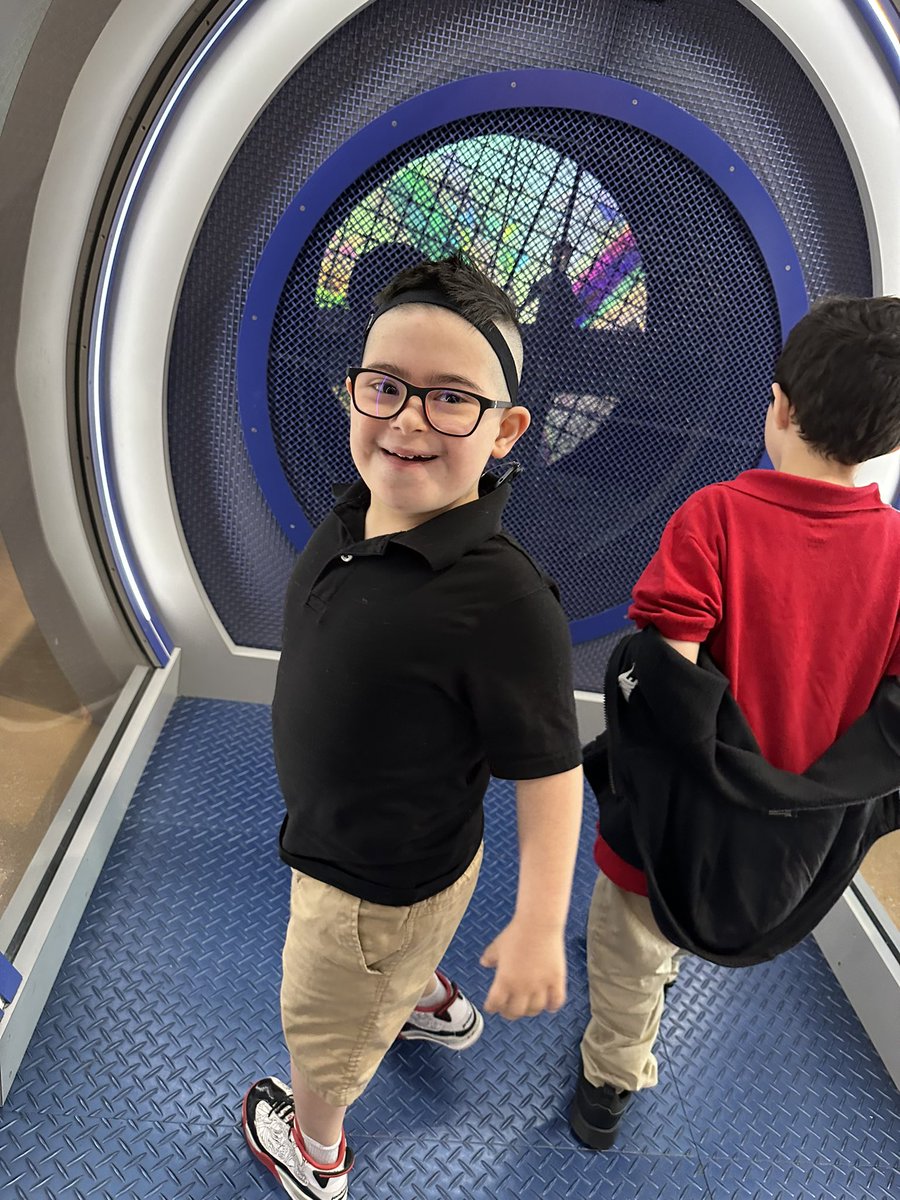 MinnieGomez's tweet photo. 2nd grade field trip with my Adrian @TheDoSeum . All the kids had so much fun!! @EISDSpecial @EISDofSA @LBJelem @Miss_Alexfdz20 @AgSalazar24 https://t.co/eVPRsEJ182