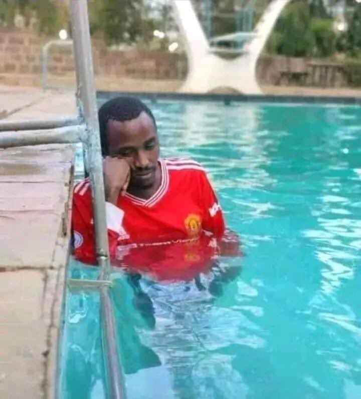 tumi_Phefo's tweet photo. @ManUtd 😭😭😭😭😭😭😭 https://t.co/oNTQuiziy1