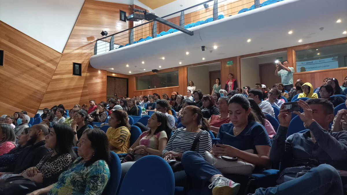 UcabGuayana's tweet photo. "79,8% de las mujeres reciben comentarios negativos provenientes de la familia. La familia también es un factor de riesgo"

Lcda. Yamilet Pinto (@YamiletPinto) - Psicóloga https://t.co/ViaGD16k6S