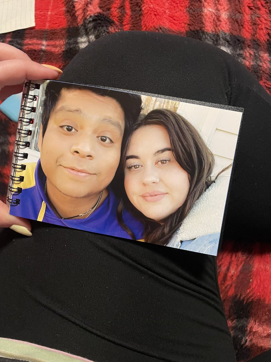 Mer_benz55's tweet photo. Happy birthday baby!🎉❤️ I hope you have an amazing day! Thank you for all you do for me! Thank you for always taking care of me and putting a smile on my face! These are some of the pictures from the little book of memories I made for tabare for our anniversary😍❤️ https://t.co/20TomNgDfL