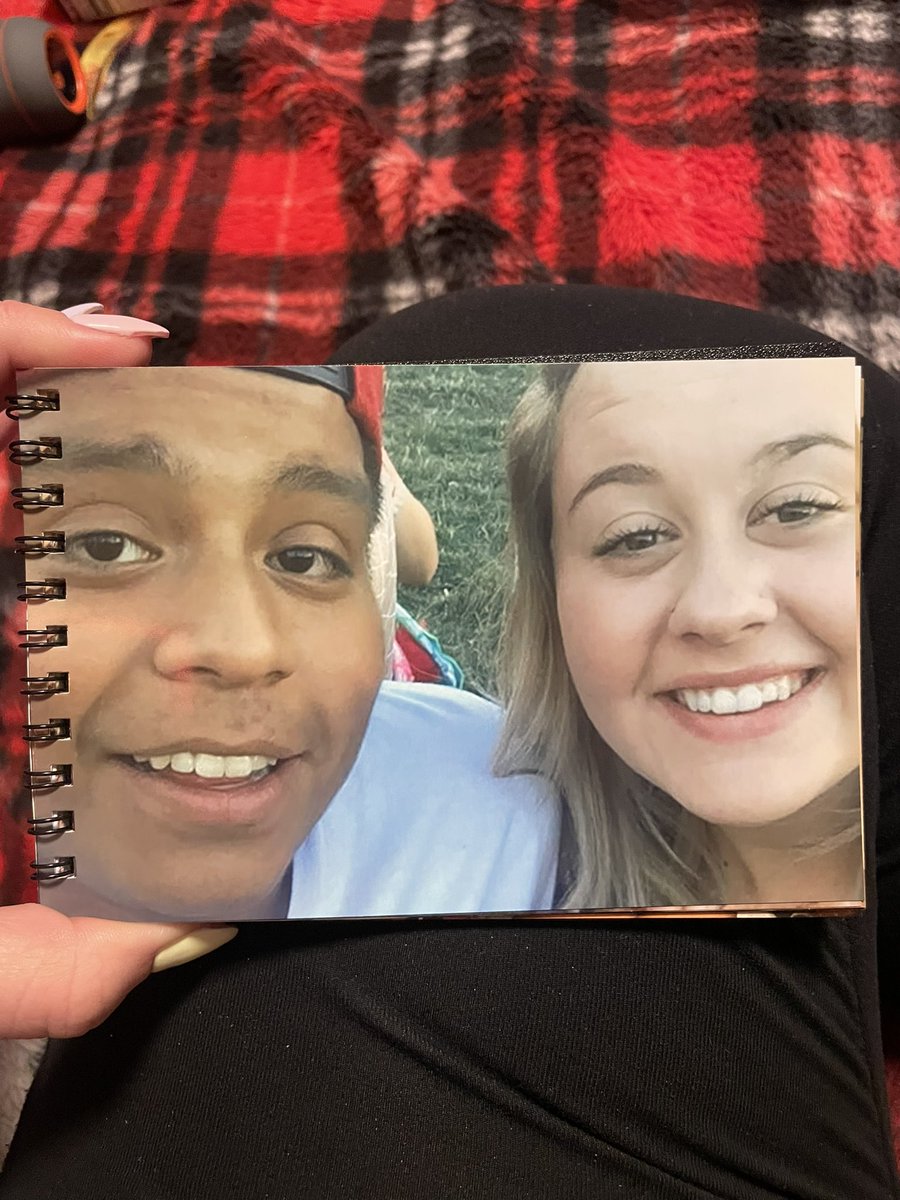 Mer_benz55's tweet photo. Happy birthday baby!🎉❤️ I hope you have an amazing day! Thank you for all you do for me! Thank you for always taking care of me and putting a smile on my face! These are some of the pictures from the little book of memories I made for tabare for our anniversary😍❤️ https://t.co/20TomNgDfL