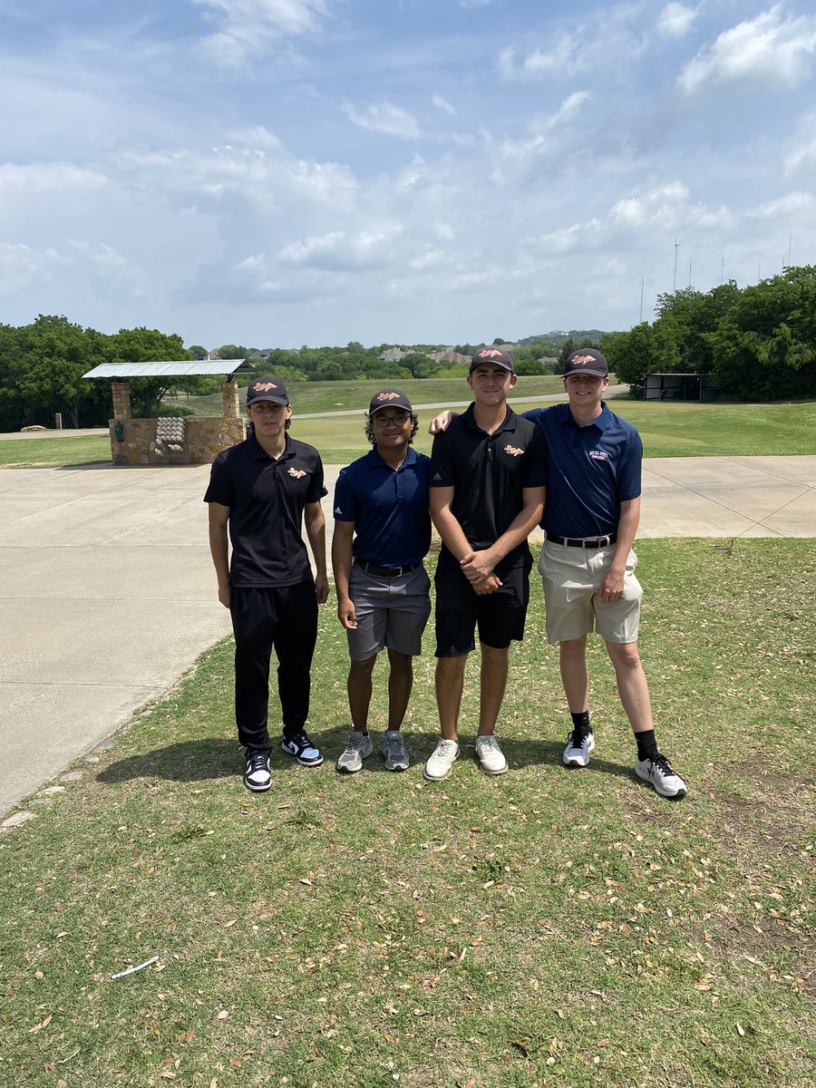 golf_sgp's tweet photo. The 2022-2023 season has officially come to an end but it has been great watching these 4 Seniors compete in high school. They all have bright futures ahead of them! https://t.co/kMDkMPIpME