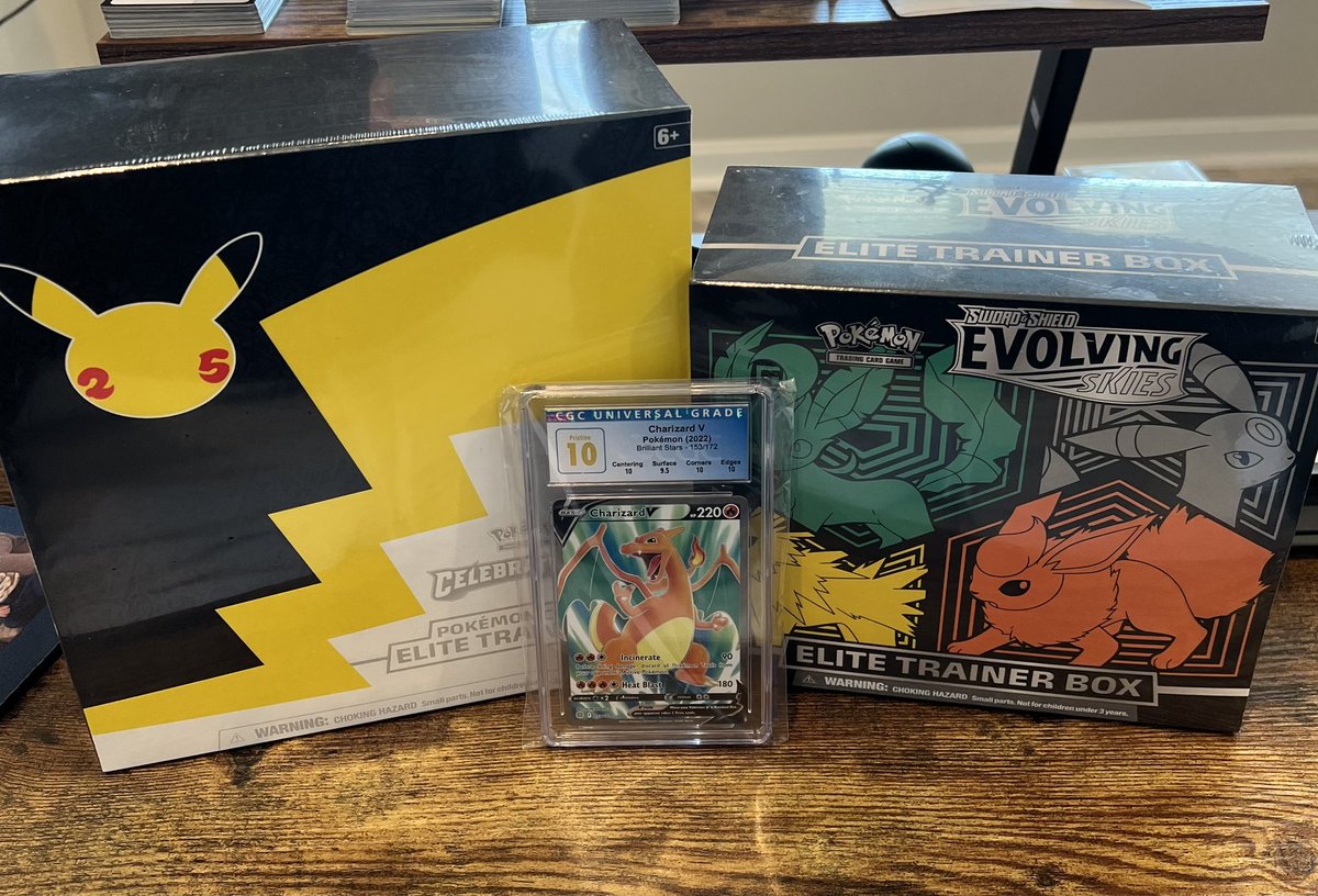 JolteonTheGOAT's tweet photo. 🔥🔥 Quick Sale! 🔥🔥

Prices include shipping!

Cele PC ETB - $120
Evo Skies ETB - $70
Charizard - $105

All RTs are greatly appreciated! 🤙 https://t.co/LtUk7K9rri