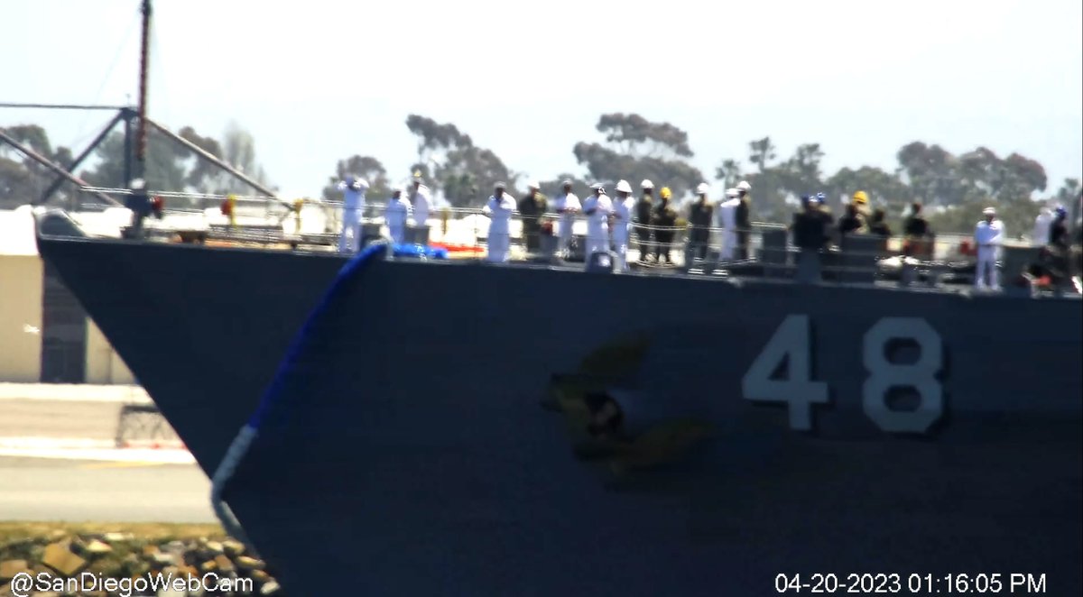 WarshipCam's tweet photo. USS Ashland (LSD 48) Whidbey Island-class dock landing ship coming into new homeport of San Diego for the first time - April 20, 2023 #ussashland #lsd48 

SRC: webcam https://t.co/JDNObzj84E