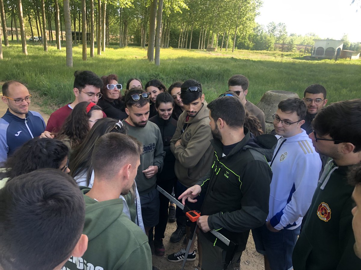 Esc. Ing. Agraria y Forestal (Campus Ponferrada) tweet media