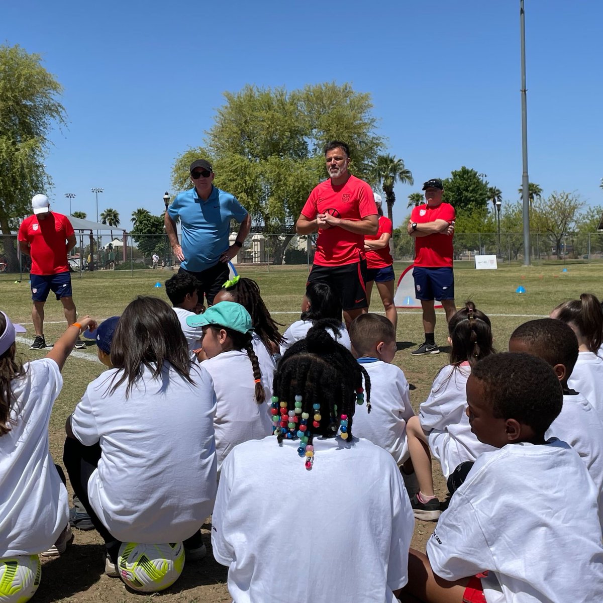 USMNT's tweet photo. Prior to the USA-Mexico match, @USSoccer &amp; @nikefootball hosted a camp in Glendale for area youth, complete with some coaching from #USMNT Head Coach Anthony Hudson and tickets to the match! https://t.co/44FclDd3HX