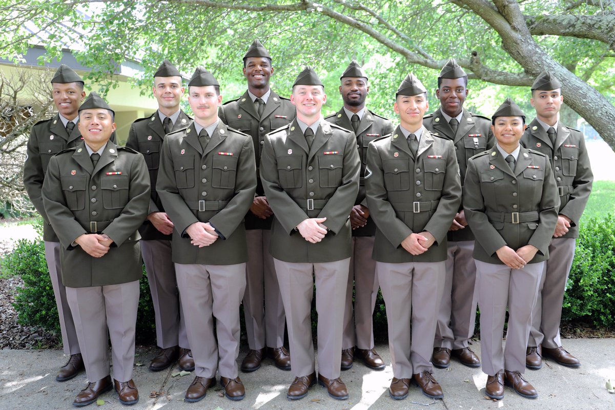 gulfcoastcobra's tweet photo. Congratulations Class 23-24 on your graduation today! Welcome to the #engineerregiment! #Essayons https://t.co/h9zEh5Q9K6