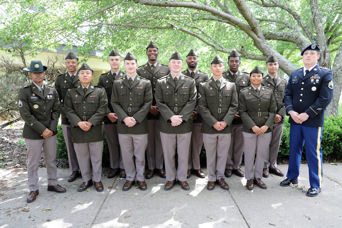 gulfcoastcobra's tweet photo. Congratulations Class 23-24 on your graduation today! Welcome to the #engineerregiment! #Essayons https://t.co/h9zEh5Q9K6