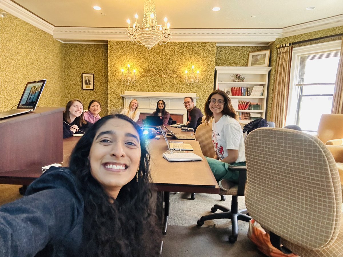 It was a pleasure speaking with an incredible group of International Relations students at the <a href="/BUPardeeSchool/">Pardee School of Global Studies, Boston University</a> today! 

Huge shoutout of gratitude to <a href="/madisonpeakk/">Madison Peak</a> for the invite to share more about the Youth Observer program  and upcoming projects 💛