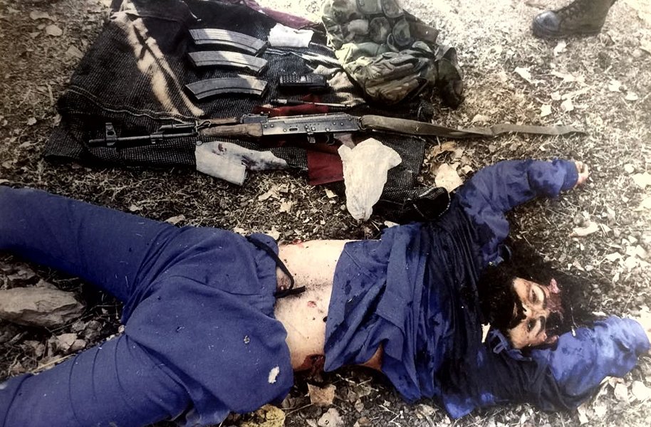 TheSpeakTruth's tweet photo. When you begin to mess with the #IndianArmy start by digging enough graves for you people before you end up like this 👇
 #RajouriTerrorAttack 
#Rajouri https://t.co/7eWl3haVLe