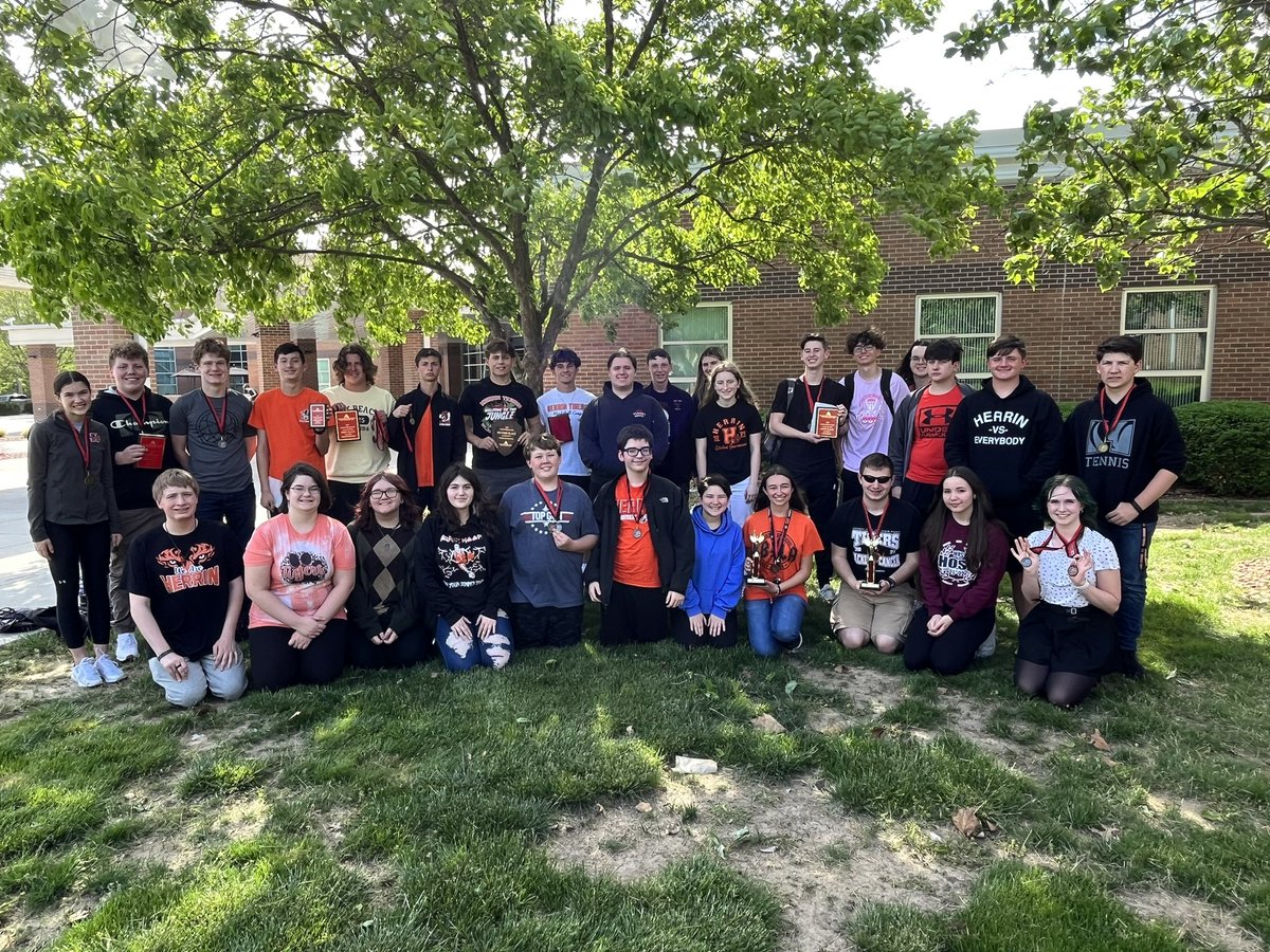 HerrinMathTeam's tweet photo. Winners at SEMO Math Field Day! https://t.co/wkeSjhB65S