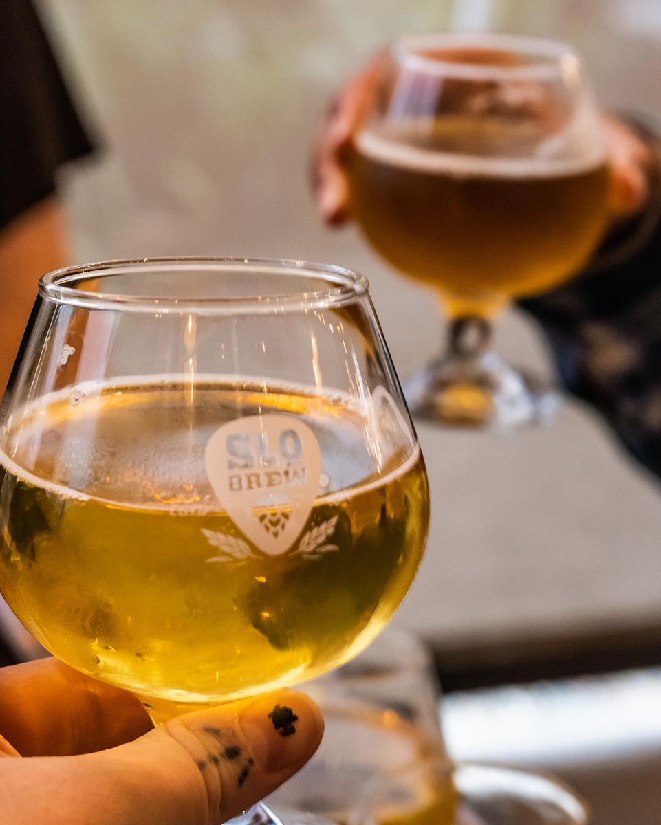Here's a setup we can get behind... Grab some friends and enjoy a flight of our limited release brews. We've got plenty of great beers and games on tap @slobrewrock. 🍻🎲🎲🎲🎲🎲

Photos: @goodgollymixmolly

#slobrew #sanluisobispo #california