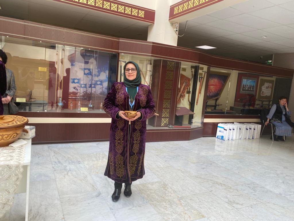 HudaKaya777's tweet photo. Sevgiyi, 
sükuneti, 
adaleti, 
güveni, 
huzuru, 
barışı ve özgürlükleri 
nefes nefes hissedeceğimiz 
ve gerçekleştiğimiz 
bayramların başlangıcı 
olmasını yürekten diliyorum. 

Yaşam, insanlara cehenneme çevrilmişken
Deprem bölgesinde binlerce insanımız kayıp ya da >> https://t.co/v5G3o7R4WC