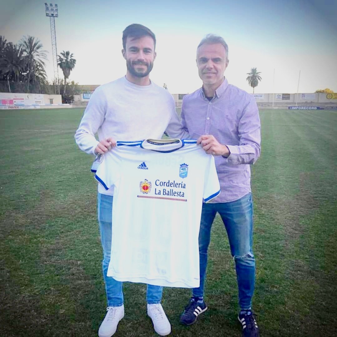 .
⚽ OFICIAL ⚽

El futbolista Jaime Selva ya es nuevo 
jugador del Callosa Dtva. C.F.

El lateral izquierdo llega procedente de la U.D. Rayo Ibense (Tercera RFEF) y también ha jugado en el Athletic Club Torrellano y la Universidad de Alicante.

Bienvenido <a href="/jaimeselva98/">Jaime Selva</a> 
.