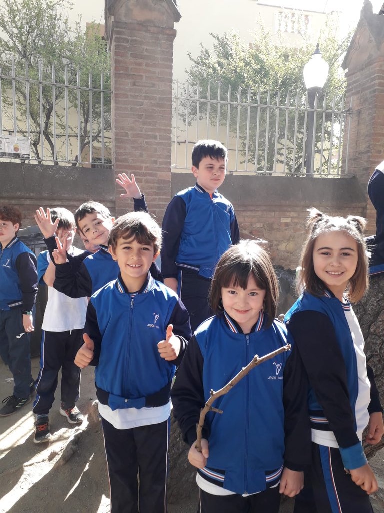 webjmsantandreu's tweet photo. Compartim l’esmorzar de Pasqua a Sant Pacià #Primaria #jmsantandreu #somjm #somosjm https://t.co/ccx5QDpGg5