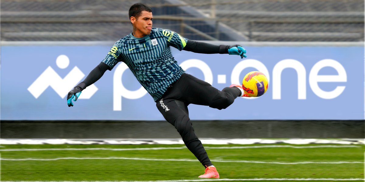 ArquerosPeru's tweet photo. Fotografía de #ANGELOCAMPOS📸🔥
@ArquerosPeru#ATRAPATUPASIÓN⚽ 
#arquerosperu #proOne #deporte #peru #sport #lima #entrenamiento #futbol #partido #deportiva #campeonato #futbolperú #modadeportiva https://t.co/iDYxWxnqEy