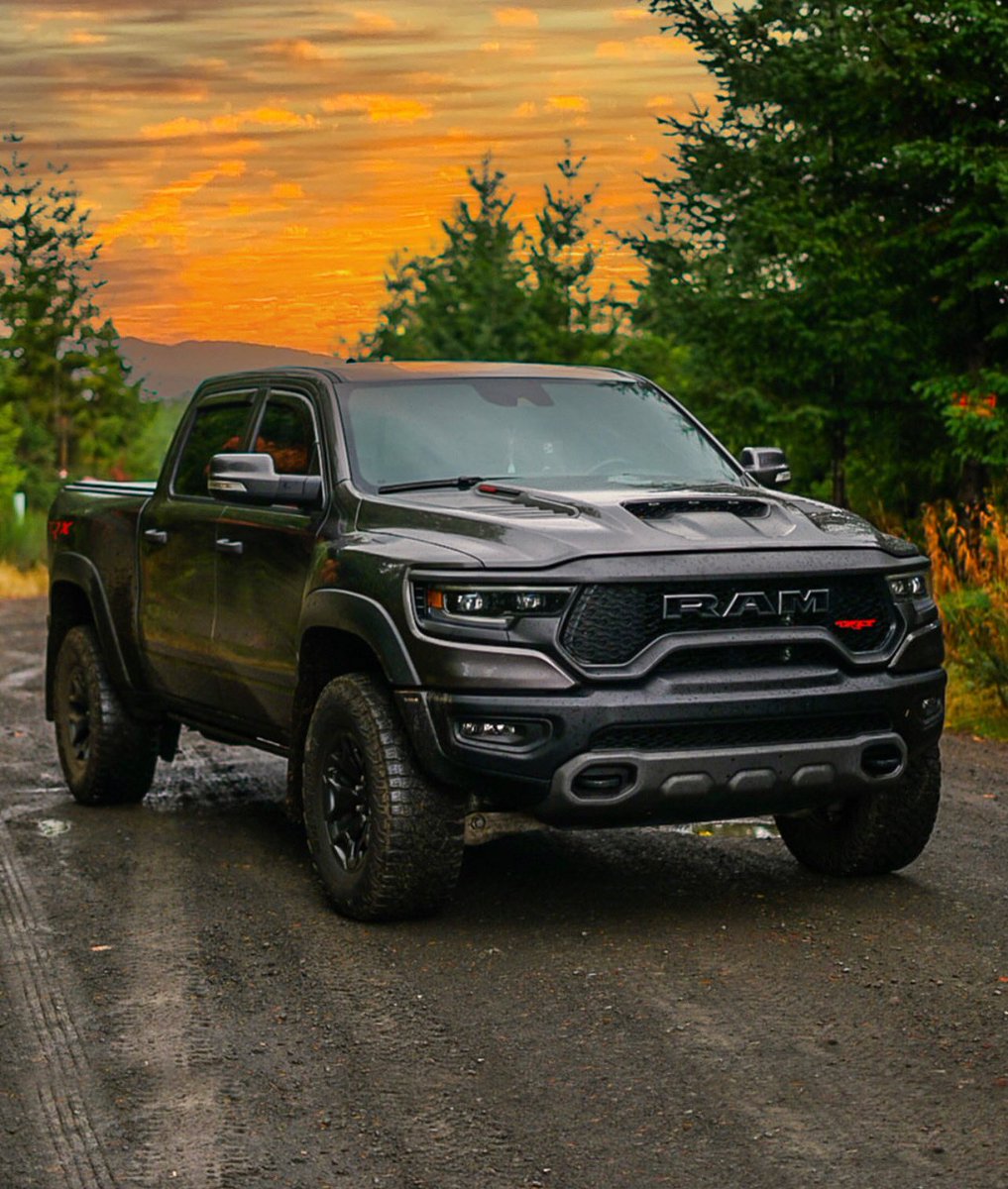 SureskyCDJR's tweet image. Rode there, Done that. 🏔️

#RamTRX #SureskyCDJR #goshenny #middletownny