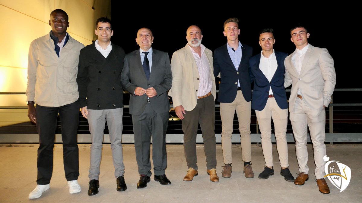 BurilloCabanero's tweet photo. Este fin de semana, una nueva prueba de fuego para los árbitros de #TerceraRFEF del @cta_FFCM y los árbitros asistentes #CLM de #SegundaRFEF que forman parte del Programa de Talentos y Mentores, en su Fase III.
Seguid demostrando vuestra valía como hasta ahora. https://t.co/ElTvzwQHL4