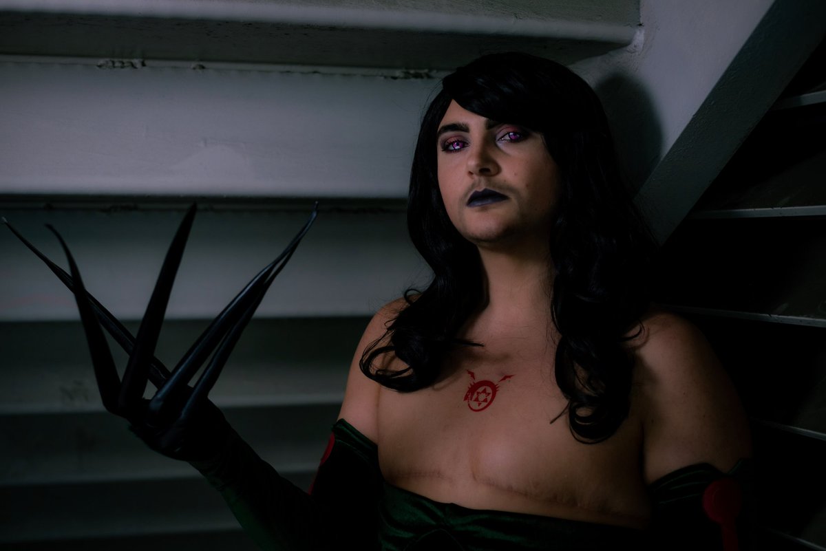 hayliejensphoto's tweet photo. cosplayer: @himbopotamus

#fullmetalalchemist #fullmetalalchemistbrotherhood #fmacosplay #fmabcosplay #fullmetalalchemistcosplay #fullmetalalchemistbrotherhoodcosplay #lustfma #lustfmab #lustcosplay #animelosangeles #cosplayphotographer #cosplayphotography https://t.co/FCcy2mWy3R