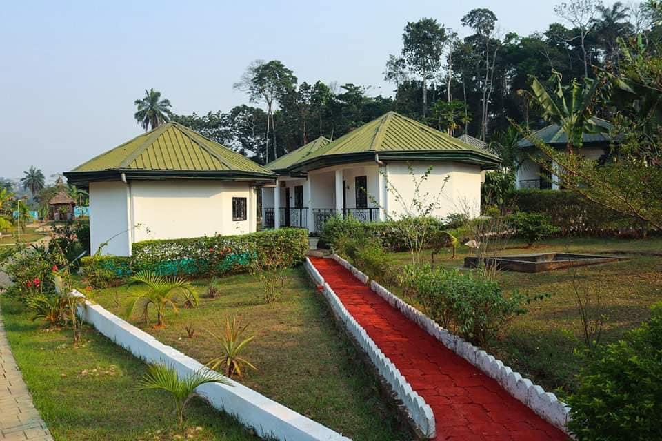 PatrickOvono's tweet photo. Qui connais cet endroit?
00237 692773136
0033 661563273
6 97 97 64 66
https://t.co/tlAEY25I0q
Info@lulutilodge.com
#Dreamtourscameroun #LulutiResort
#Mintoul
#VisitCameroon #BienvenueAuCameroun #VisiterLeCameroun #DestinationCameroun #TravelAfrica
#CamerounAfriqueEnMiniature https://t.co/3ffGpxx8mi