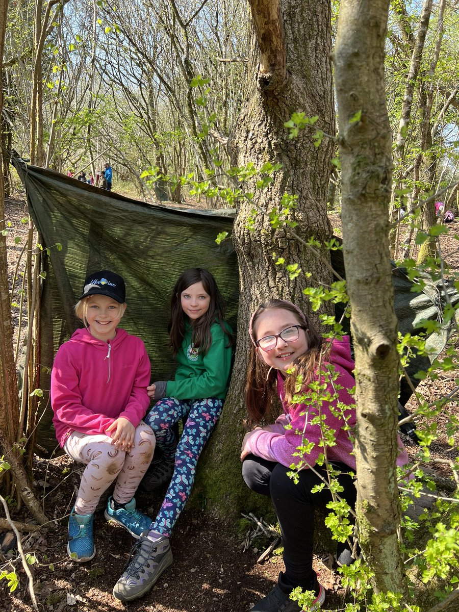 Fairlands482's tweet photo. It's 10pm and the children are tucked up in bed (quieter much more quickly than last night after an activity-filled day). Some pictures for parents at home! #firebuilding #sheltermaking #lowropes https://t.co/a0Xnz6gSZL