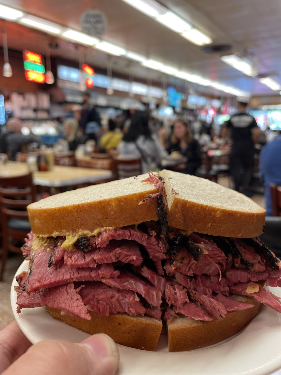 Bartha Zoltán tweet media