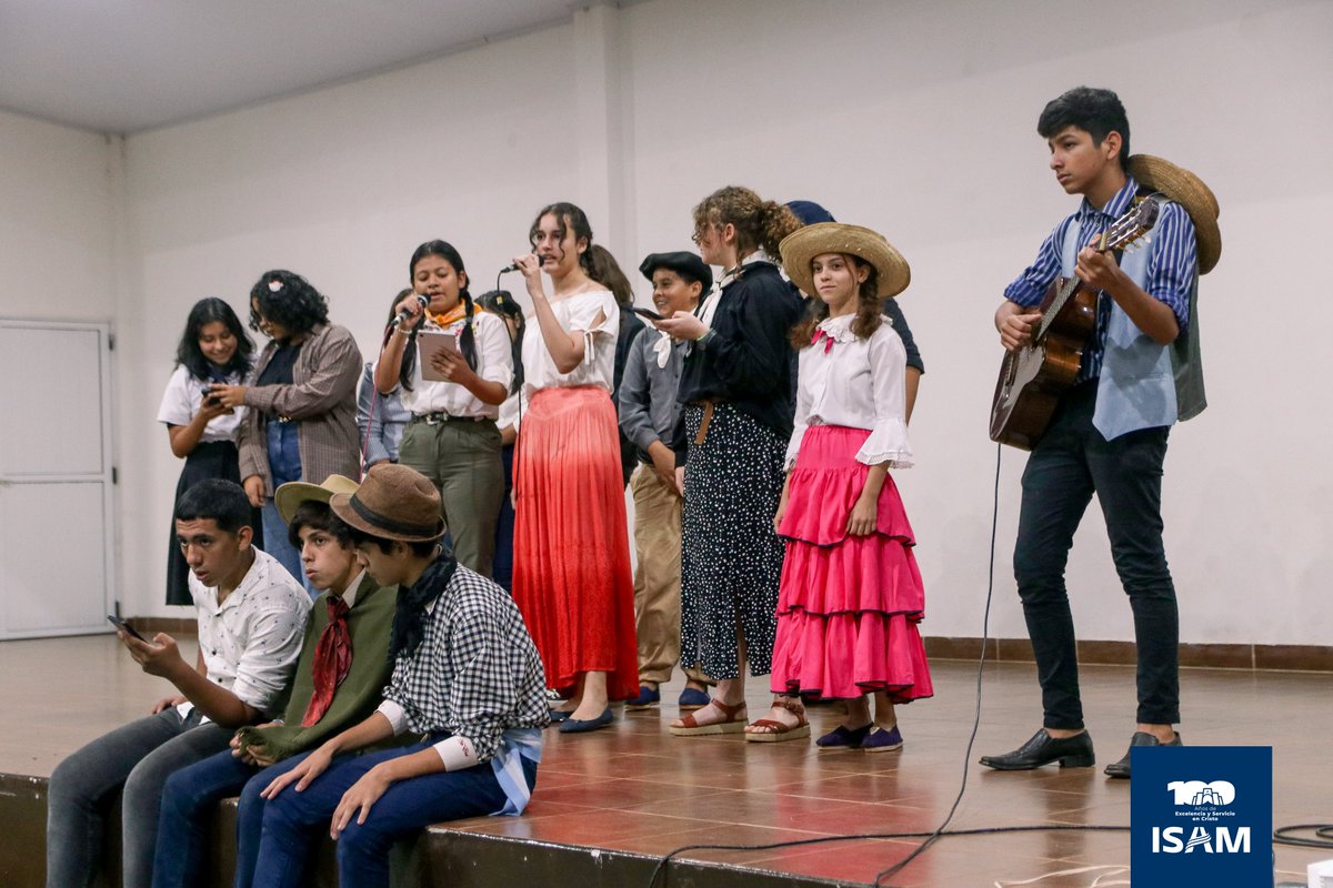 ISAMisiones's tweet photo. Conociéndonos!
Noche de las mejores con buena música, muestras, comida y mucho sapucai. Un programa en el ISAM que tiene decadas de historia 😎

Podés mirar todas las fotos en este link, 
https://t.co/WKUnFEuftf https://t.co/Yr42LOxUDB