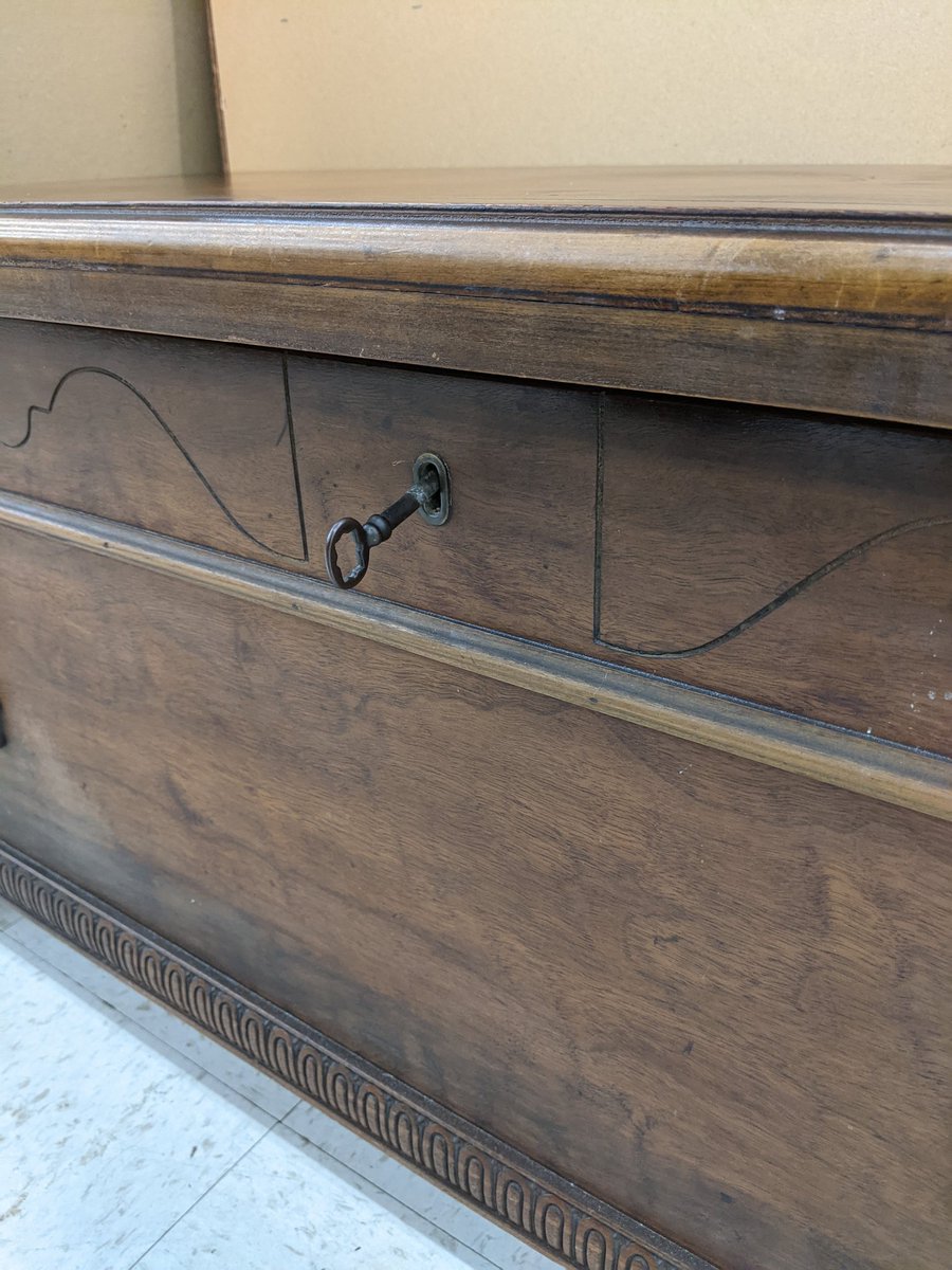 Antique Cedar Chest
L 47" W 19" H 20"
$180

#dropinncr #thrifting #HopeHelpHealing #blessingreaction
