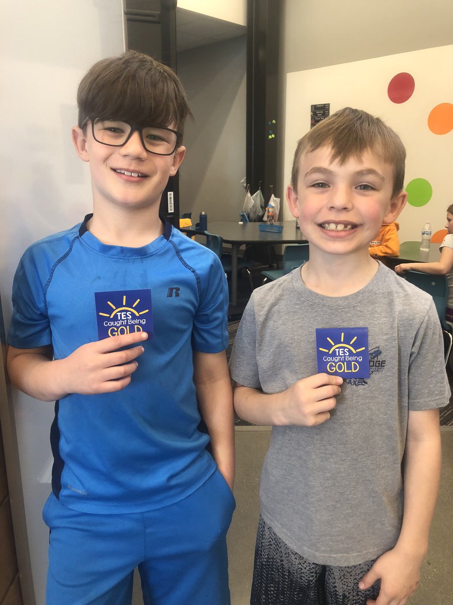 c_raydonnell's tweet photo. Ben and Liam were #caughtbeinggold today in STEM! Thank you for helping gentlemen.@MsDauberman @misterboothTES @MrsDoveTES https://t.co/zbc0zGmLzr