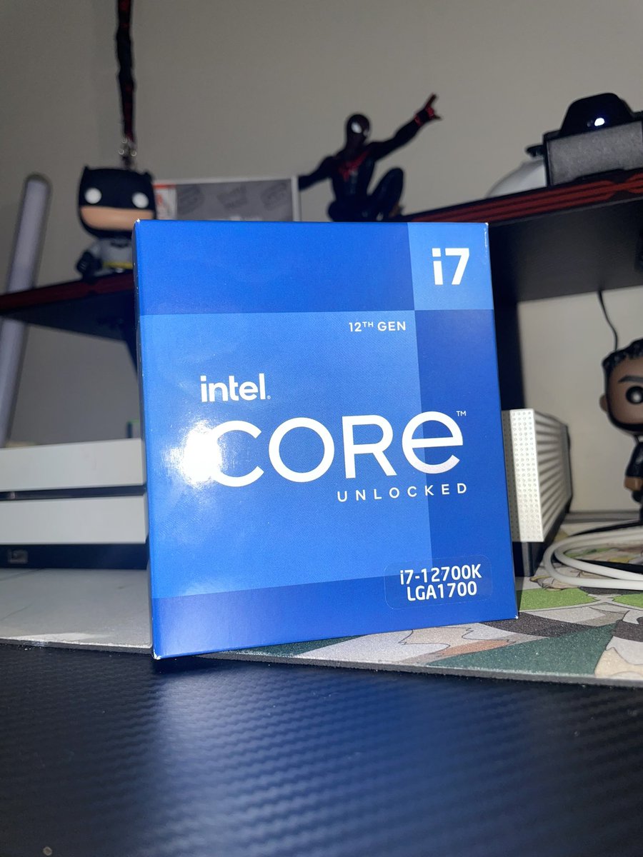 _itswebs_'s tweet image. My CPU came in yesterday all I’m missing now is the AIO Liquid cooler that will be here tomorrow and my PC will be ready to piece together!! 🔥🔥 #myfirstpc #pcbuild #pcgamers #pc #intel