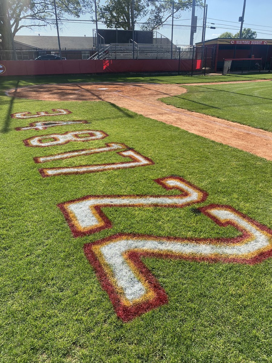 3 Michael Campbell
4 Tristan Lowry
8 Ben Campbell
17 Cam Jones
22 Spencer Frye

Thank you seniors!
#GladsBaseball #GoGlads #RWYS