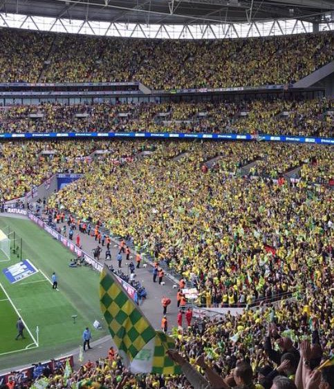 paddypower's tweet photo. The Man Utd end at Wembley on Sunday https://t.co/7Fsf7ZhuBj