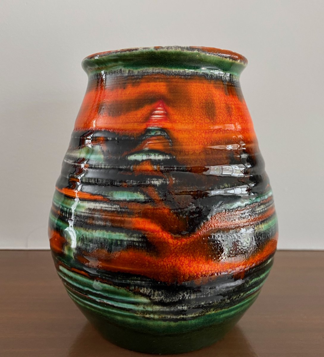 KitFleming18's tweet photo. Haeger Pot circa 1964 https://t.co/QjoaazyHG2