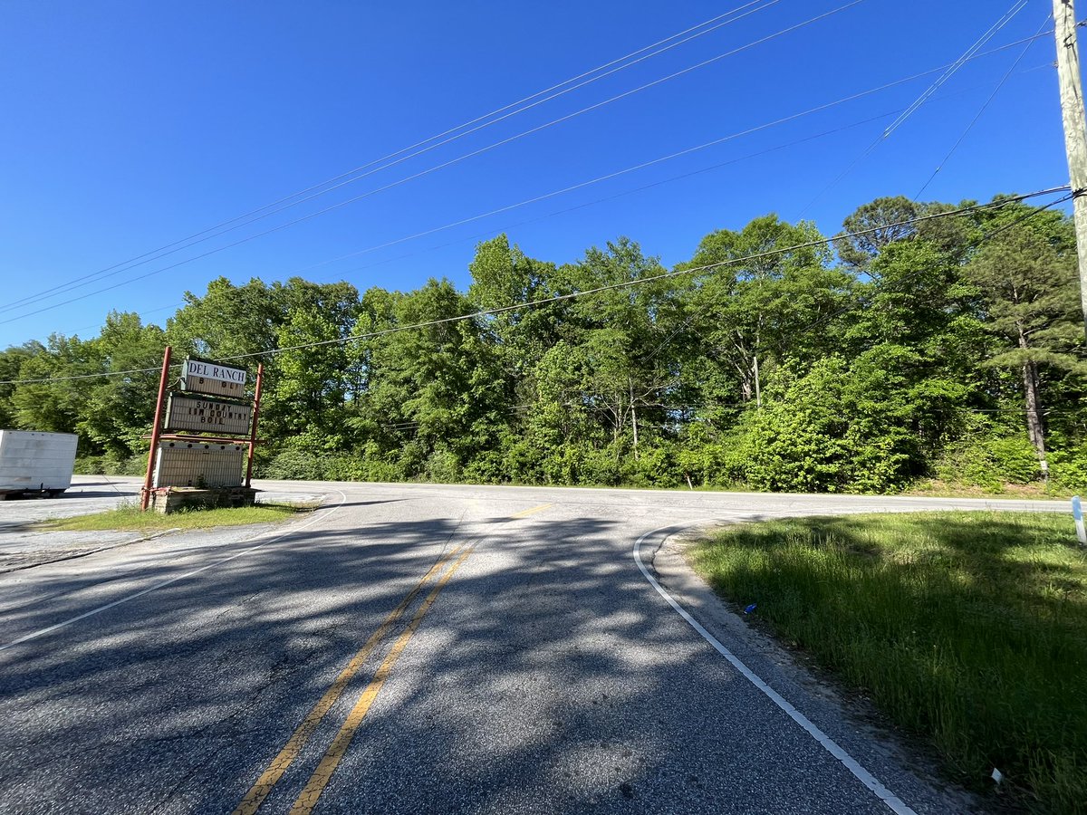 MeetMeAtTheStation tweet media