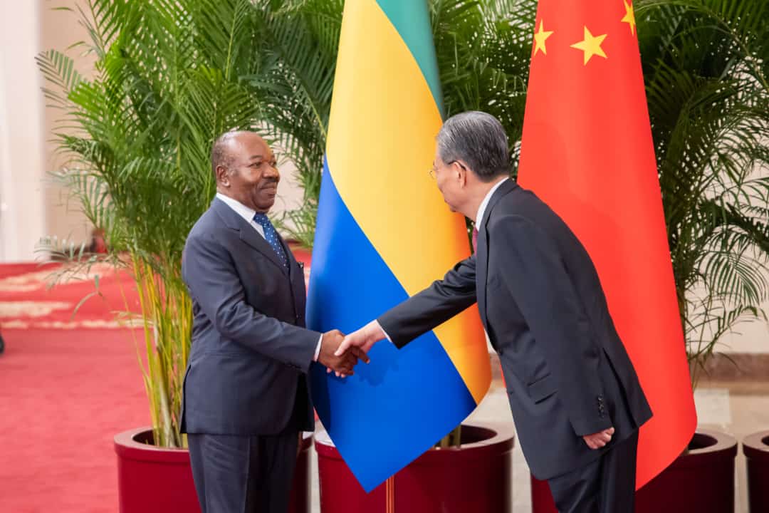 DKazasse's tweet photo. Visite de Son Excellence Ali Bongo Ondimba. En Chine dans le cadre des renforcement des liens diplomatique entre le Gabon et la chine.
#Gabonfor https://t.co/pSk4rQUP7w