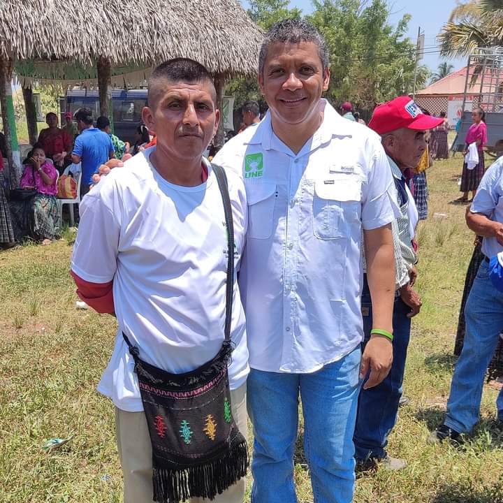 Une_Rax's tweet photo. Con corazón y capacidad estamos listos para traer #OrdenYTransformación a nuestro municipio, Vota por Lic. Rigo Corleto, Vota por UNE.💚💚 https://t.co/iZV1JfdpEV