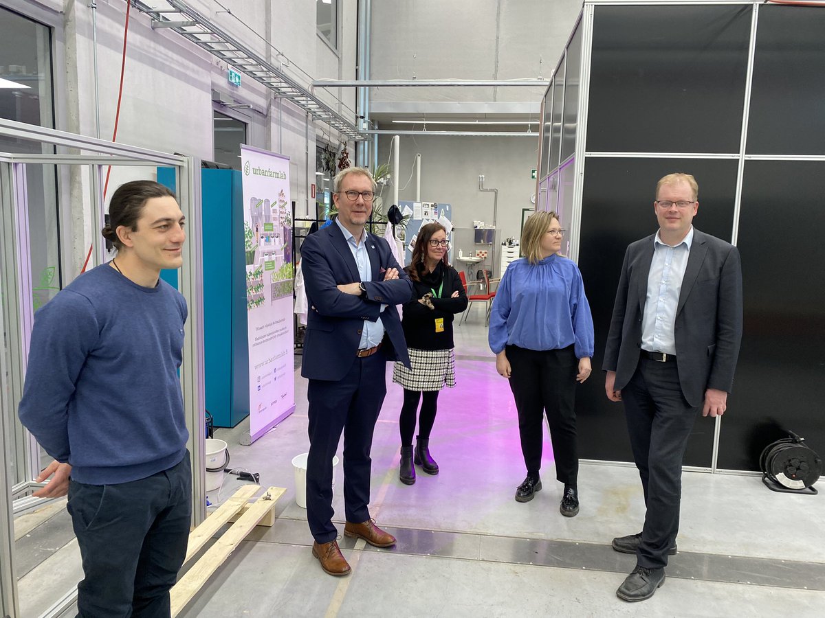 Kiitos vierailusta 
<a href="/metropolia/">Metropolia</a> <a href="/urbanfarmlab/">urbanfarmlab</a> yhteistyökumppanit @BusinessVantaa <a href="/kimmoviljamaa/">Kimmo Viljamaa</a> Tästä on hyvä jatkaa.