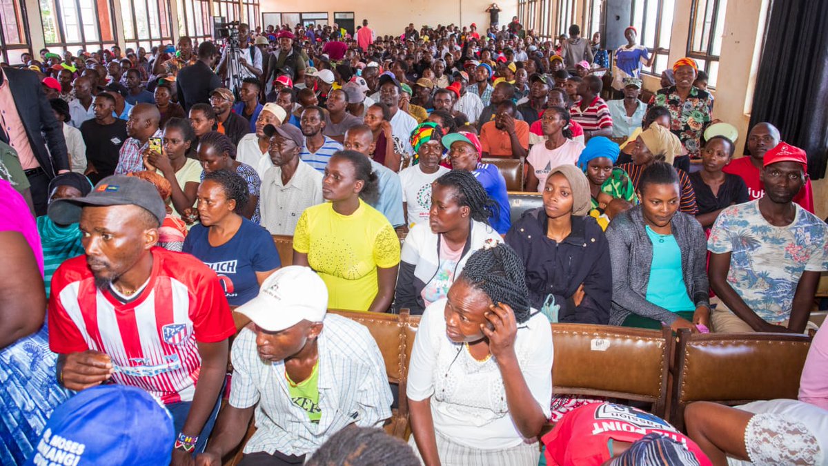 HonFidelCastro's tweet photo. Earlier today ,we had a successful town hall meeting with RT. @RailaOdinga . Asanteni Murang'a.
@AzimioTv https://t.co/rKPVbCu3f1