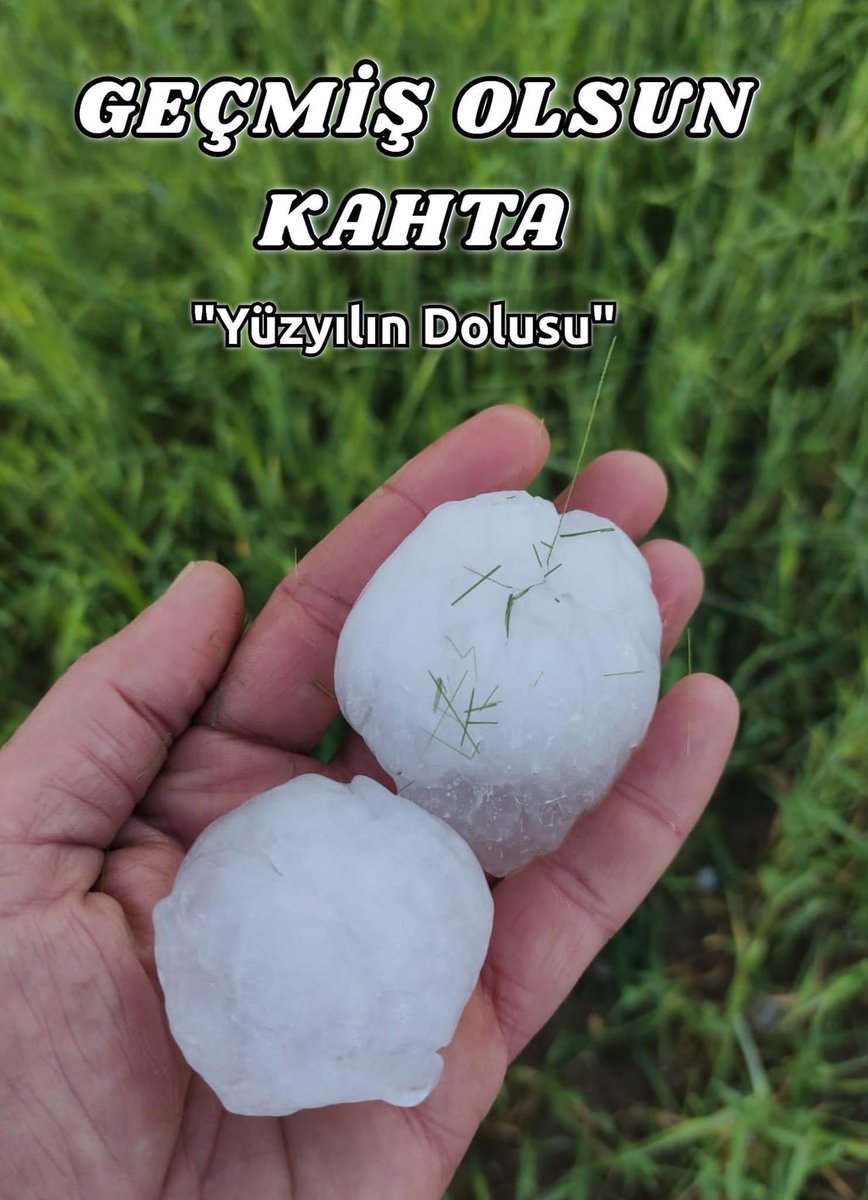 bediryeni02's tweet photo. Rabbim Rahmetini gazaba çevirmesin devletimizi ve milletimizi tüm doğal afetlerden korusun bugün yağan şiddetli ve büyük dolulardan dolayı ürünleri hasar almış çiftilerimize ve milletimize geçmiş olsun dileklerimi sunarım Rabbim beterinden korusun. https://t.co/n1FXp759ZT