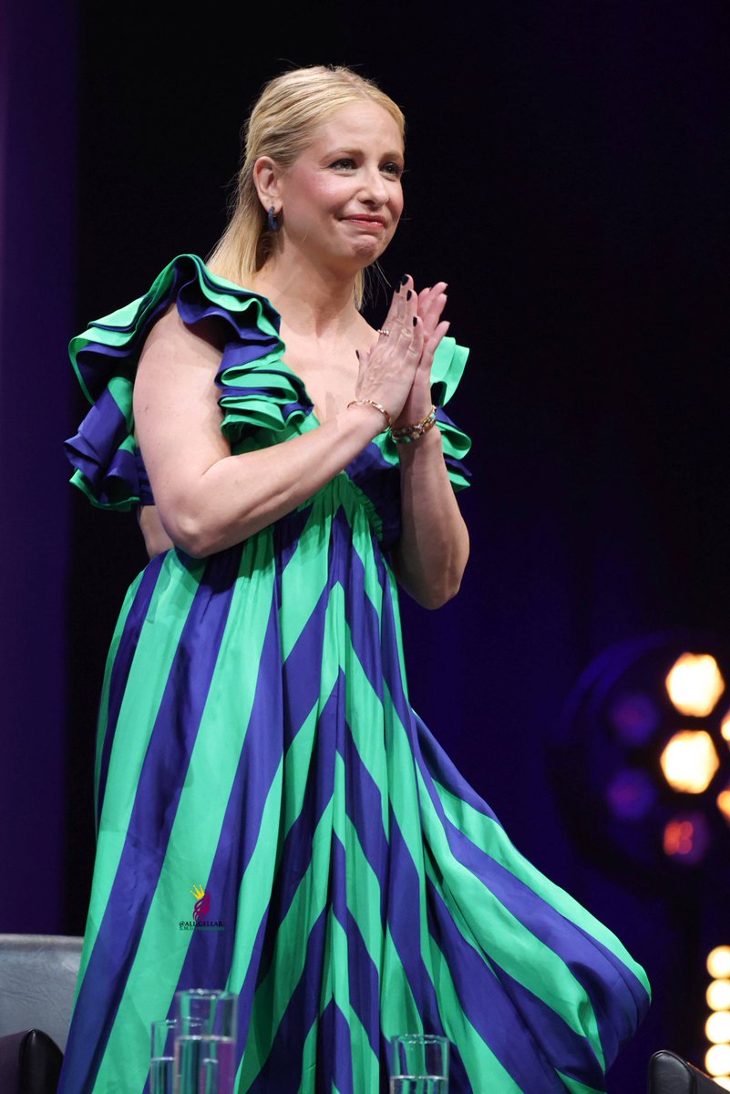 allsmgellar's tweet photo. HQ photos in gallery April 19th, 2023 -Masterclass in Cannes, photos coming to gallery and more soon, keep checking: https://t.co/eWq7GBnFuo 

#sarahmichellegellar #wolfpackseries #canneseries #buffy #scoobydoo #cruelintentions #buffythevampireslayer Sarah Michelle Gellar https://t.co/vTD8Fj9R8e