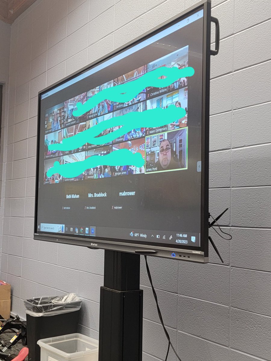 Wilder_Library's tweet image. Our @WilderSPS Battle of the Books team is meeting with author James Ponti today via Zoom! #spslib