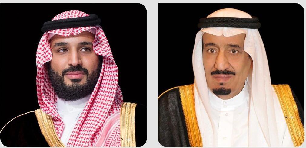 alroumi_ws's tweet photo. بمناسبة #عيد_الفطر_المبارك ١٤٤٤
ترفع عائلة #الرومي أطيب التهاني وأجمل التبريكات لمقام خادم الحرمين الشريفين وولي العهد الأمين ولكافة الشعب السعودي https://t.co/3LKKLlrRuq