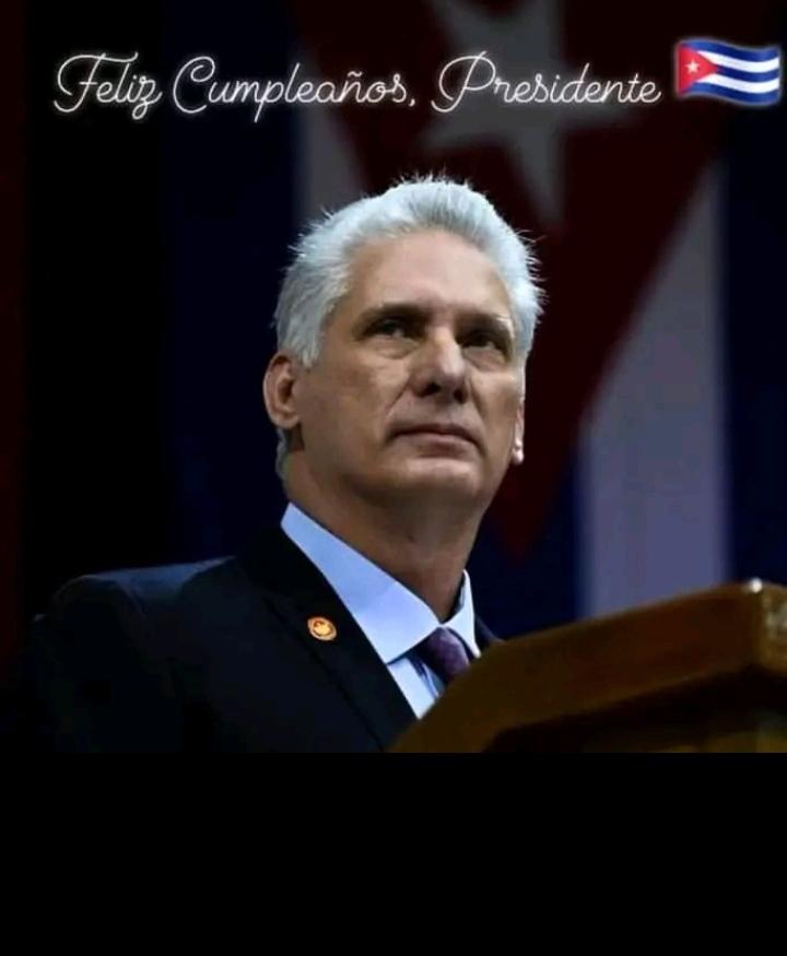 ArevaloDailenis's tweet photo. #Cuba 🇨🇺  Su fortaleza nos conmueve y nos une día a día. Feliz Cumpleaños Presidente! @DiazCanelB
#YoSigoAMiPresidente https://t.co/Ln9CiGuiJe