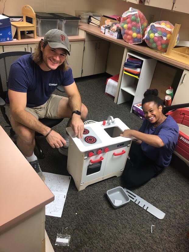 EduFirstSteps's tweet photo. This #VolunteerAppreciationWeek, EFS would like to thank and celebrate @KidKareTweets and their CEO, @kampossible for their partnership. From stuffing backpacks with school supplies to sponsoring and speaking at the 2023 Early Childhood Educators Conference. https://t.co/Ct5w3sWax5
