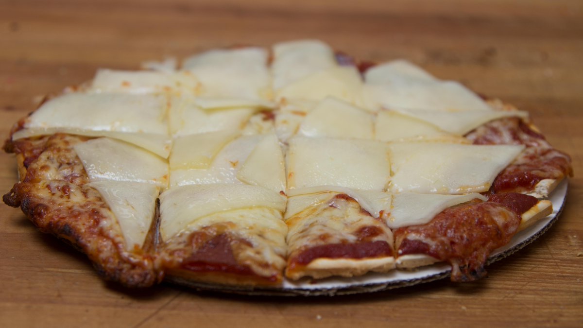 Riverside906's tweet photo. Happy Friday Eve. Hope to see you at Riverside tonight for a Cheese-Out. It's an extra-cheese pizza where we apply the extra layer as soon as your pizza is out of the oven. https://t.co/Z3y1SMxcdi